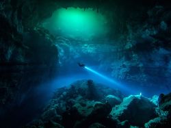 tumblintusky:  sixpenceee:  Cave diving in Tulum, Mexico. Check out my Facebook | Instagram | Scary Story Website  My two worst fears in one photo 