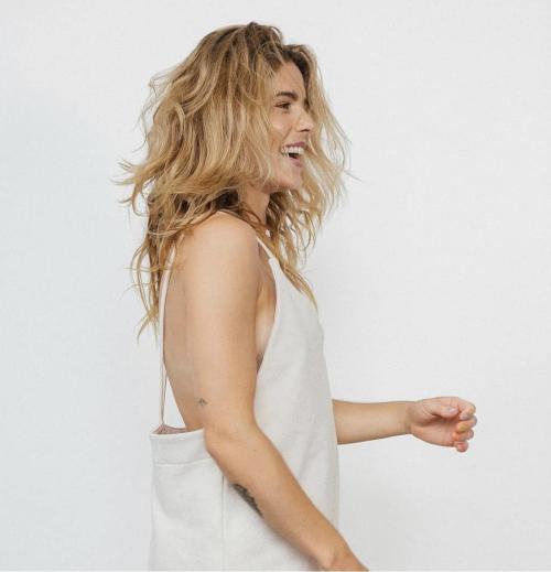 mumblo-number-five: Emily Bett Rickards