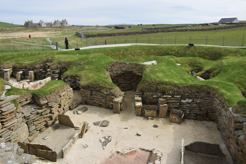 on-misty-mountains: Skara Brae, Prehistoric Village, Neolithic settlement on the Bay of Skaill,