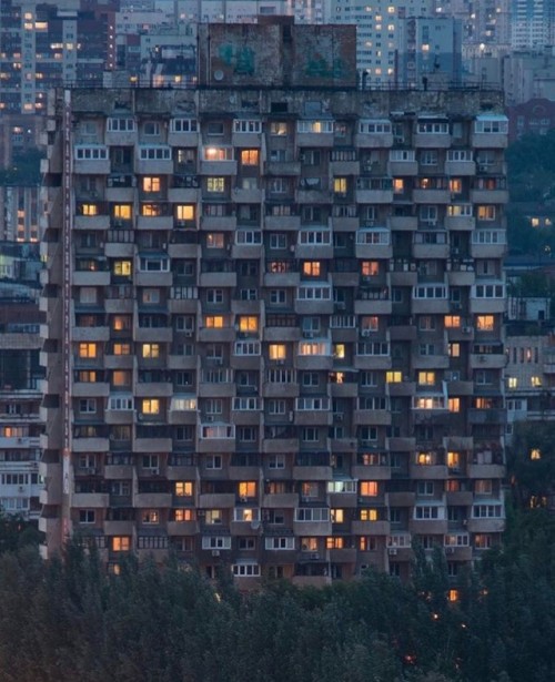 socheritage:“Kukuruza" or “Terka” Apartment building,Osipenko st., Samara, Russia.built in 1988