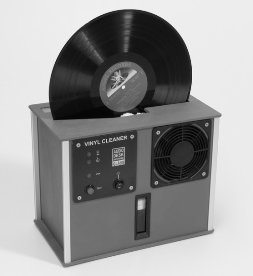 quadrafonica:  Vinyl Cleaner 