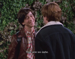 thequeerfilmdetective:  Eric (Topher Grace) and his gay friend Buddy (Joseph Gordon-Levitt) on That 70’s Show. They shared one of the first kisses between two men on North American television in 1998.