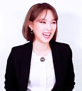 eunjiyas:jiyoon being too cute for this worldShe’s so derp