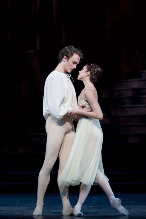enchanted-keys: Matthew Ball and Yasmine Naghdi in Romeo and Juliet (Royal Ballet - 2019)