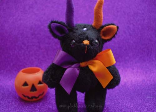 figdays:Baphomet Plushies //mylittlesatan x // x // x x // x // x