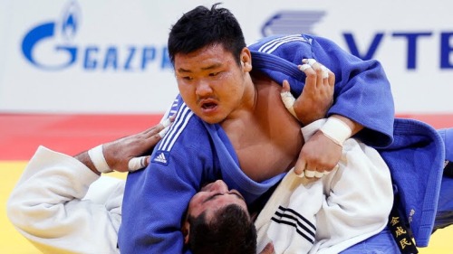 appetitusinvictus:  IM GOOGLE IMAGING THE MEN OVER 100KG JUDO COMPETITORS AND WHAT KIND OF NIGHT OF THE LIVING BARA MESS WHY DIDNT YALL TELL ME 