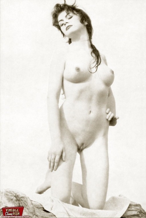 XXX nudevintage 42026453620 photo