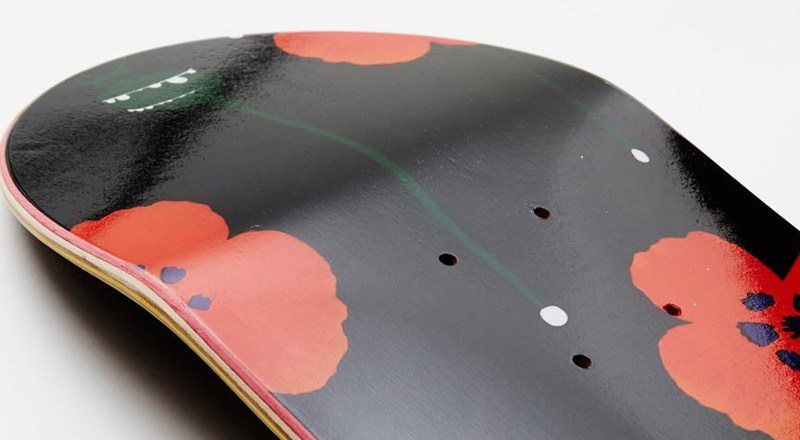 Flowerprint skateboard by Soulland x Bloomingdale’s http://www.thedailyboard.co/en/news/flowerprint-skateboard-by-soulland-x-bloomingdales/