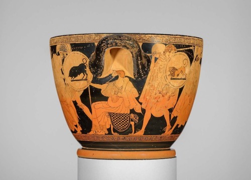 didoofcarthage:Red-figure skyphos (drinking cup) with the departure and recovery of Helen, made by M