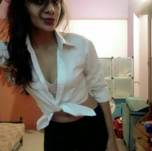 XXX neelumpari:  evening …..ummhh photo