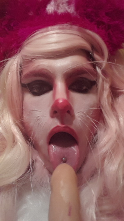 thetrappedpet: You must learn to suck better, you kitty cum whore!