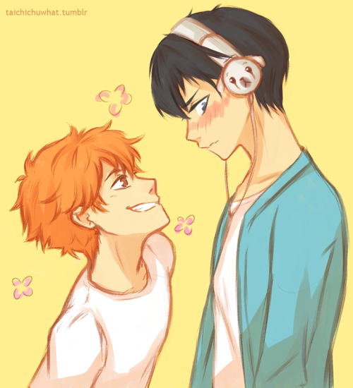 taichichuwhat:In which the whole playlist is filled with romantic ”kissing songs” and Hinata is a smooth little prick~