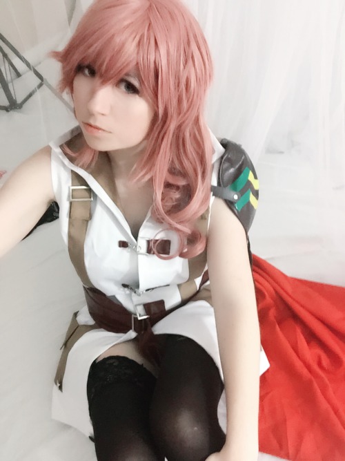 usatame: Played around a bit in some of my Lightning cosplay after doing the Lingerie shoot with @n