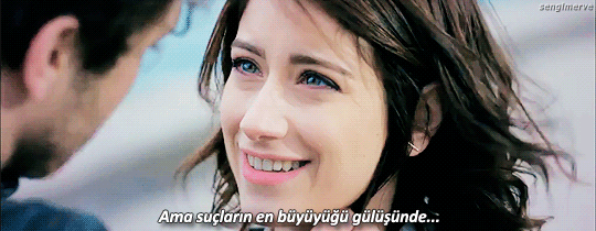 senglmerve: -Sana aşığım.+Ama etrafında bir sürü kız var, neden ben?