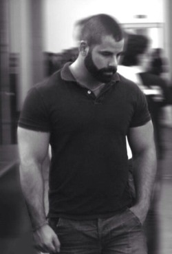 woofproject:  britishmusclecub:  🇬🇧💪🐻 BritishMuscleCub  http://woofproject.tumblr.com