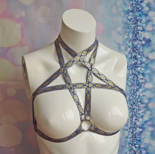 pentagram harness open bra - Lilithis www.etsy.com/listing/740159665/premade-pentagram-harne