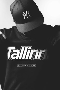 Hooliganhamlet:  Hooligan Hamlet “Tallinn” Crewneckfoto: Laska 