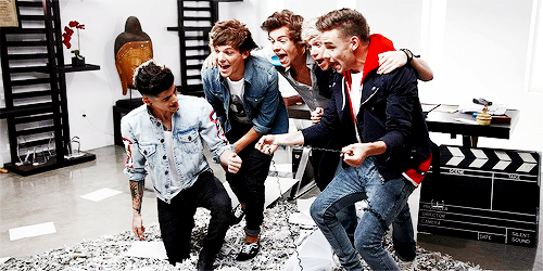 zayncangetsome:  x 
