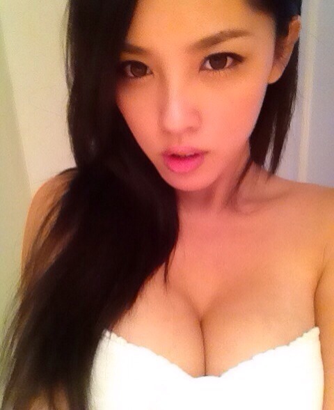 #pretty #selfshoot #model #asian