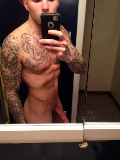 dudes-exposed:DE Exclusive: 40,000+ Follower Special Edition Post—Part OneHey guys! Today my blog reached over 40,000 followers! So in celebration of that, I am posting Will; a sexy, tattoo-covered straight dude from Southwest Ohio. He’s 27 years