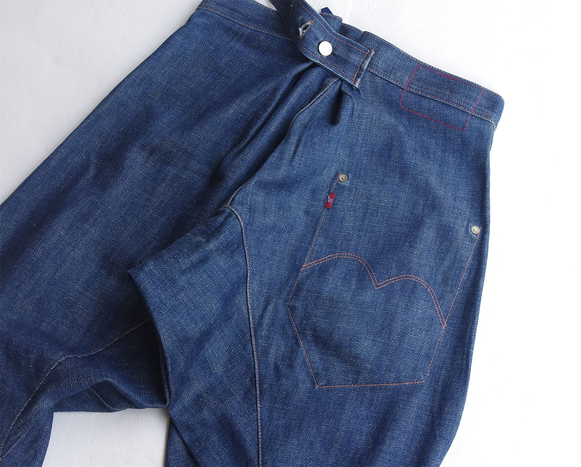 levi's red 1st giant