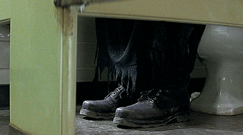 itselizabethbennet: It’s the millennium. Motives are incidental. Scream (1996) dir. Wes Craven