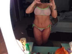 revealingbikini:  oh my! does she wear that out?Submit your revealing bikini here!