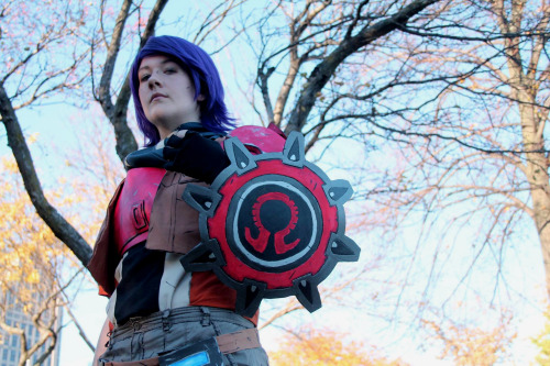 emmanesecosplay: Aint No Rest For the Wicked Athena from Borderlands worn at Youmacon 2015 Photograp