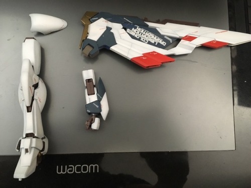 Continuing With Wing Gundam. I Think I Found A Nice White I Want. Basically Did Pre Shading With Tamiya