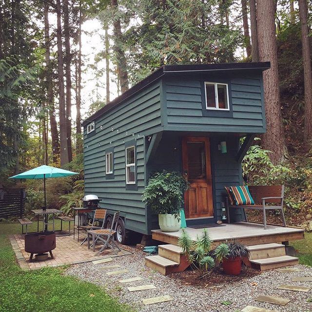oldfarmhouse:Tiny House (Cabin)     @zillow