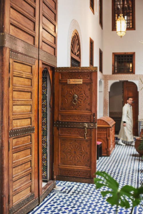 shevyvision:constructed the beginning of the last century and restored by the best artisans, riad 