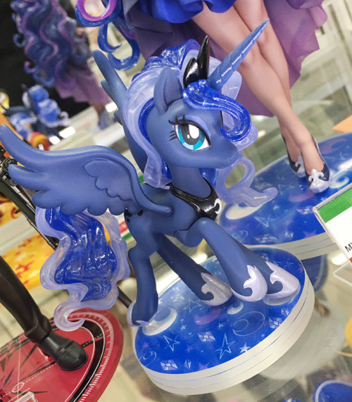 Princess Luna on display a AmiAmi in Akihabara! (And Sunset in the back!)Source