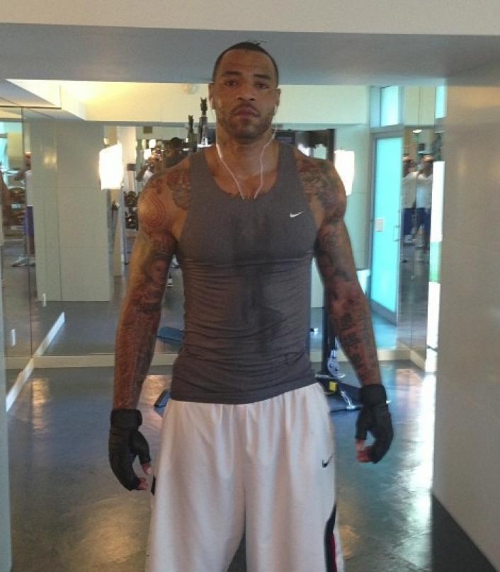 itscelebrixxxtiez:  Kenyon Martin   Peep more naked celebrities at http://itscelebrixxxtiez.com
