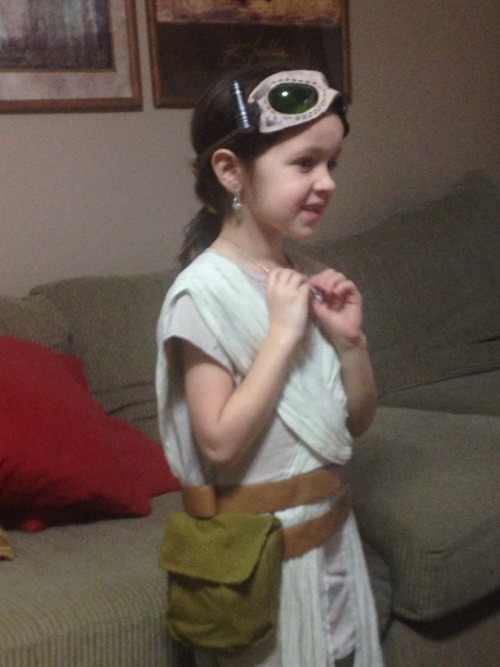 bb-wizard:bromo-mctwotterjock:exorcisingemily:This is why I asked #WheresRey. This is why I think it