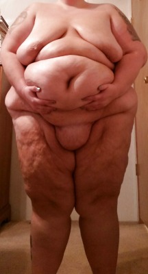 heavyssbbwpigggy:  Wanna see VIDEOS of fat SSBBW feedee? - CLICK HERE! 