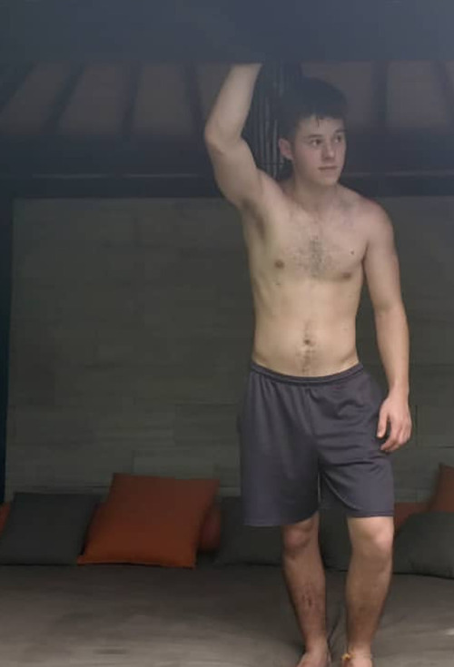 jesus3989: Nolan Gould bottomed fir the bbc in the music video about a gay black dude