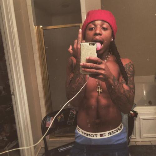 Jacquees is so slept on. &amp; his vocals always make me fall in love with him all over again! tbh h