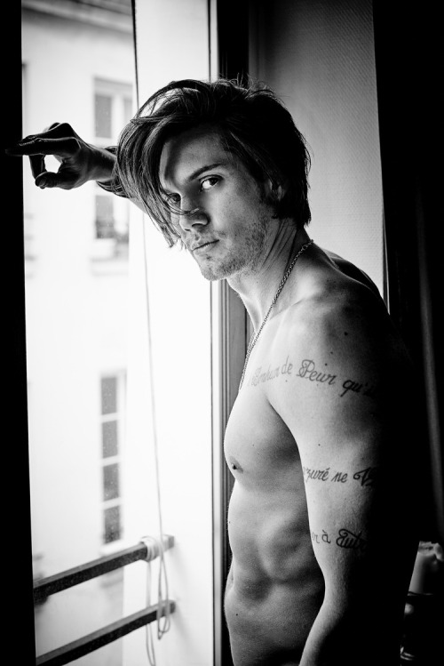 bambam62:  Arnaud Avenet by Maria Petit