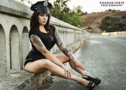 If you love sexy inked girls click here