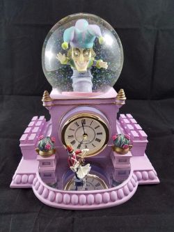 the-disney-elite:  Disney’s Fantasia 2000 snowglobe and clock featuring characters from the Steadfast Tin Soldier segment.  