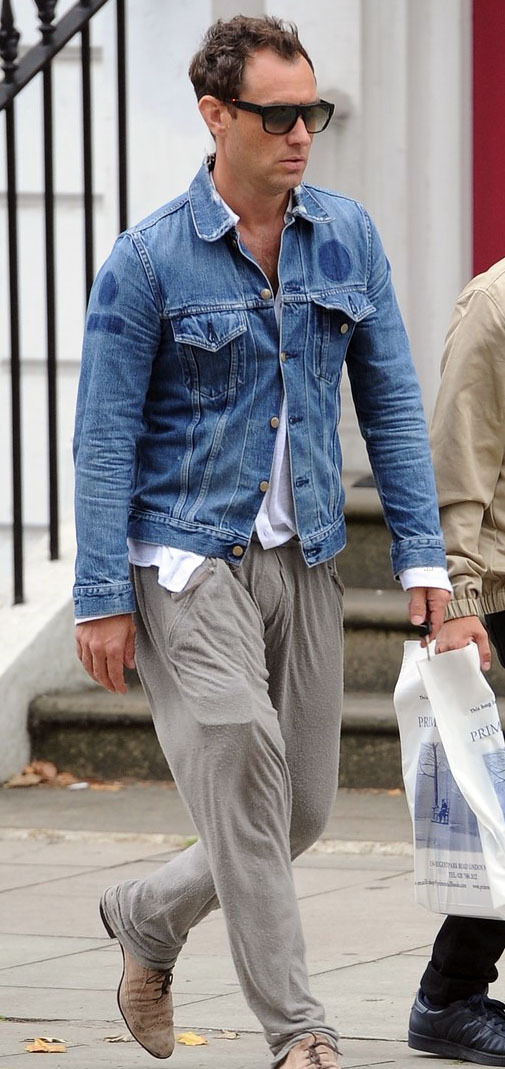 iheartpapis:  Im sort of loving those pantsPapi escogió unos pants que acentuan