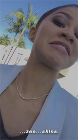 mrwrightii:  dayaholics:  Zendaya catches herself cursing in the Disney Channel parking lot   😂😂