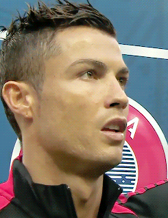 Ronaldo Ronaldo Al Nassr GIF - Ronaldo Ronaldo al nassr Alnassr - Discover  & Share GIFs
