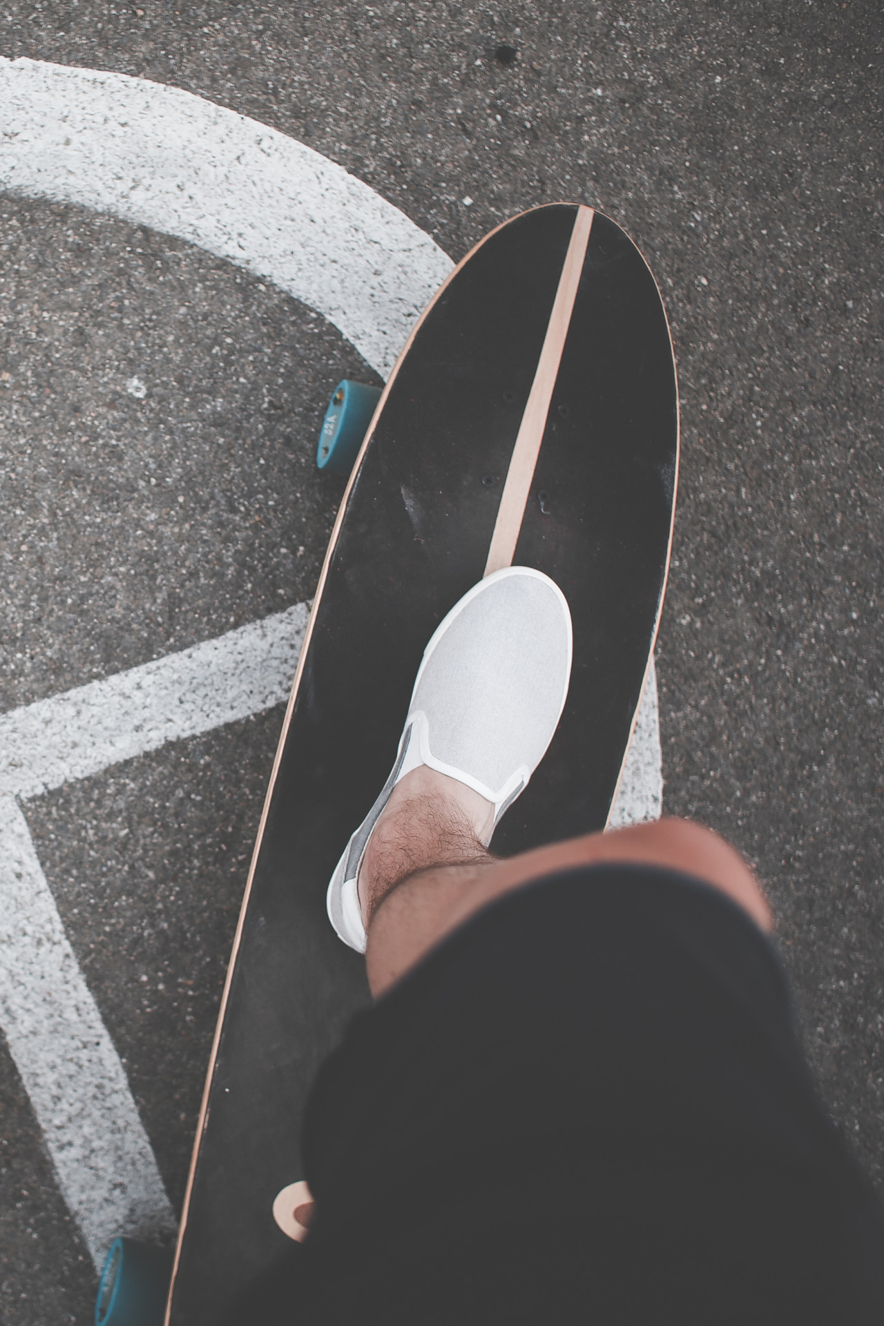 captvinvanity:  Ready to Longboard |Photographer | CV