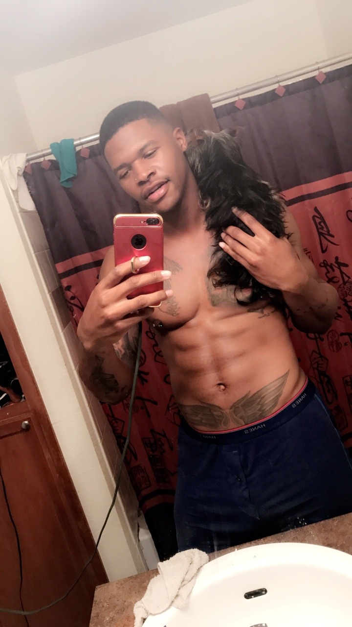 rudeboiromeo:  Rudeboi Romeo😉
