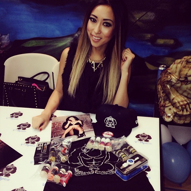 arikasato:  Giveaway!! ❤️ - a signed photo  - a girls tank - a monkey SnapBack