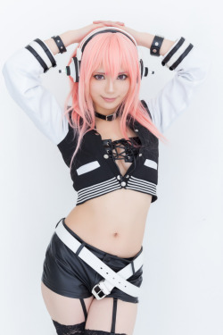 scandalousgaijin:  Sonico -   ゆうさん