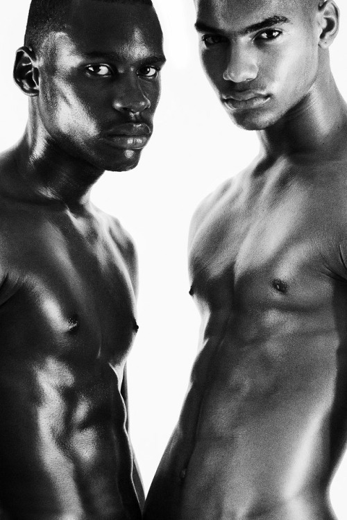 ohthentic:thrillsofthechase:  …gemini…metropolitanhermit:Carl Agapit & Axel Serine.   Oh