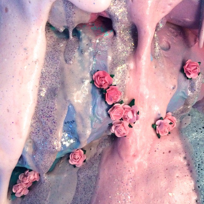 ticktickbloom-co:  glittertomb:  Obsessed with Arianne Wilson’s “Blobs”  