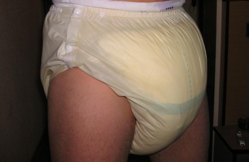 so nice plastic covered diaper